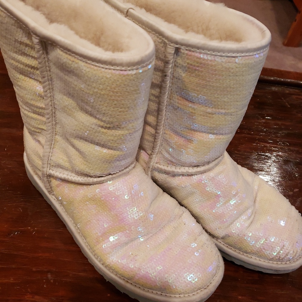 Ugg boots Size 9 sparkle